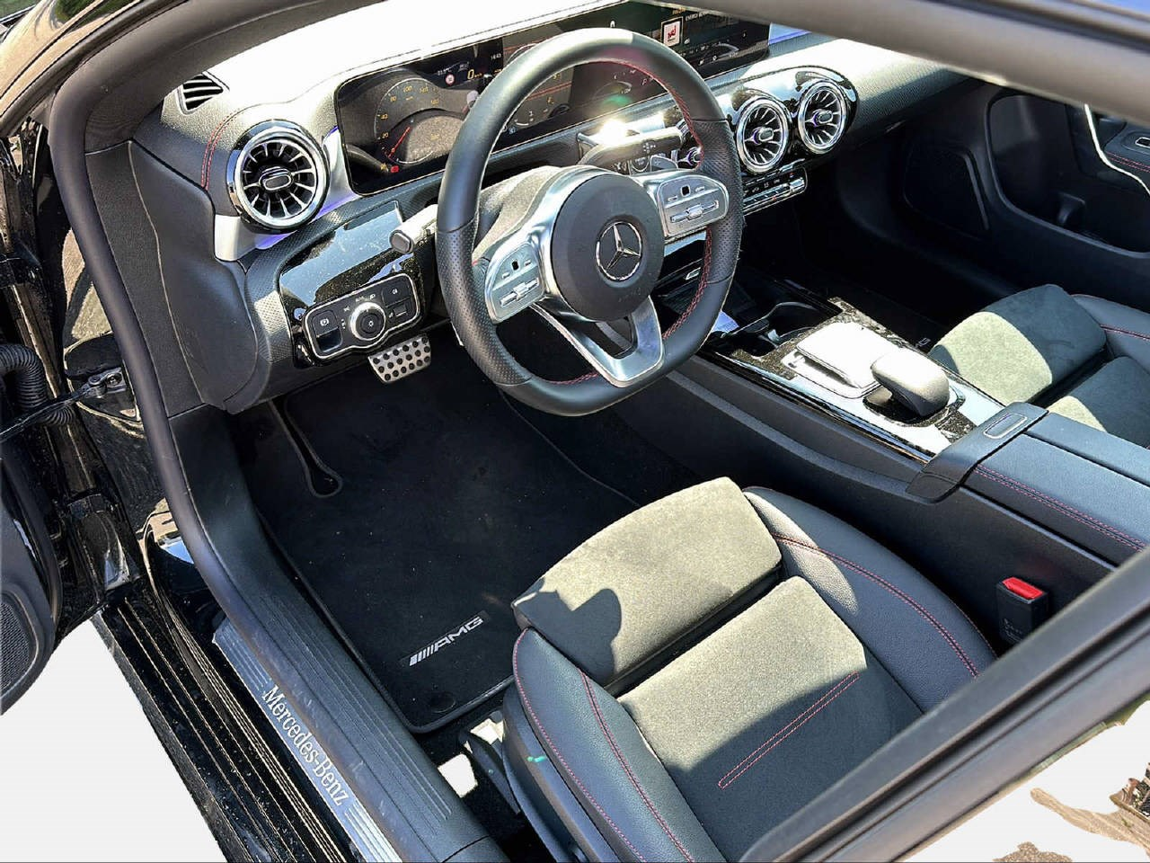 MERCEDES-BENZ CLA 200 d AMG Line 4matic Shooting Brake