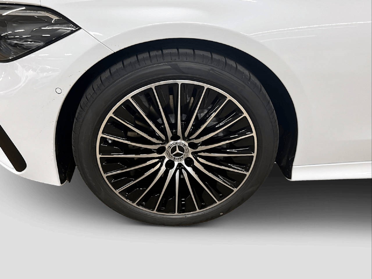 MERCEDES-BENZ CLE 200 AMG Line 4matic Coupé