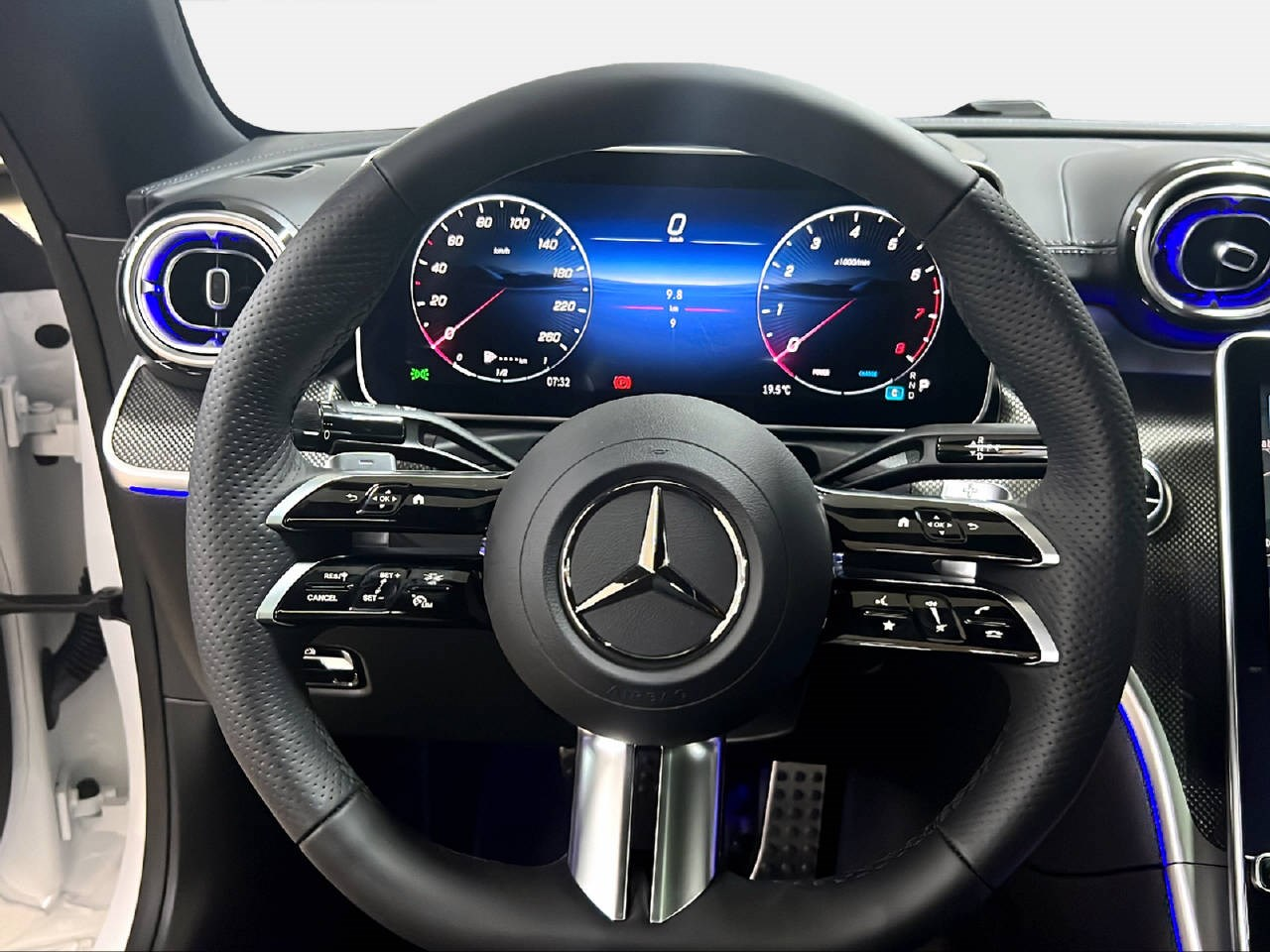 MERCEDES-BENZ CLE 200 AMG Line 4matic Coupé