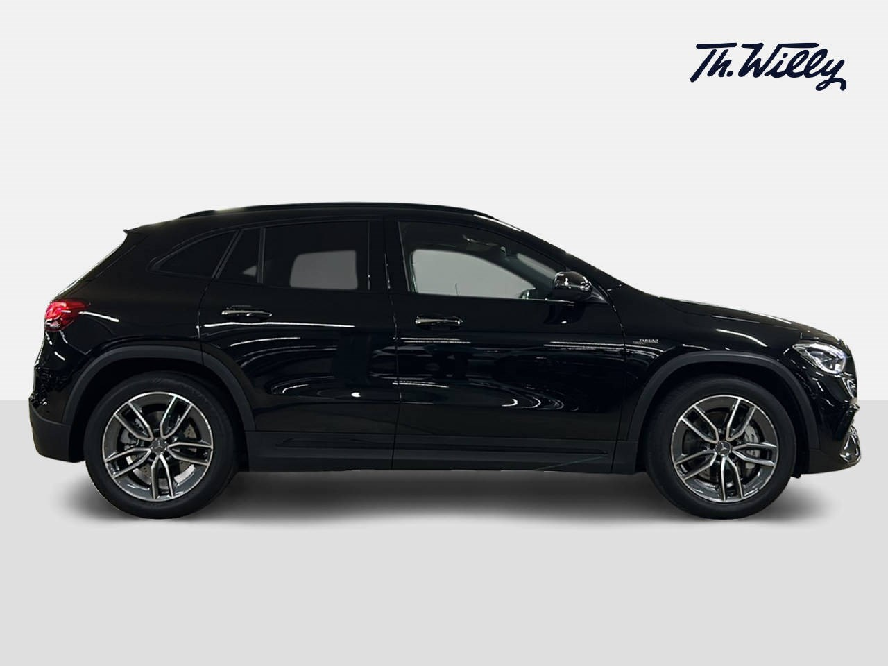 MERCEDES-BENZ GLA 35 AMG 4matic