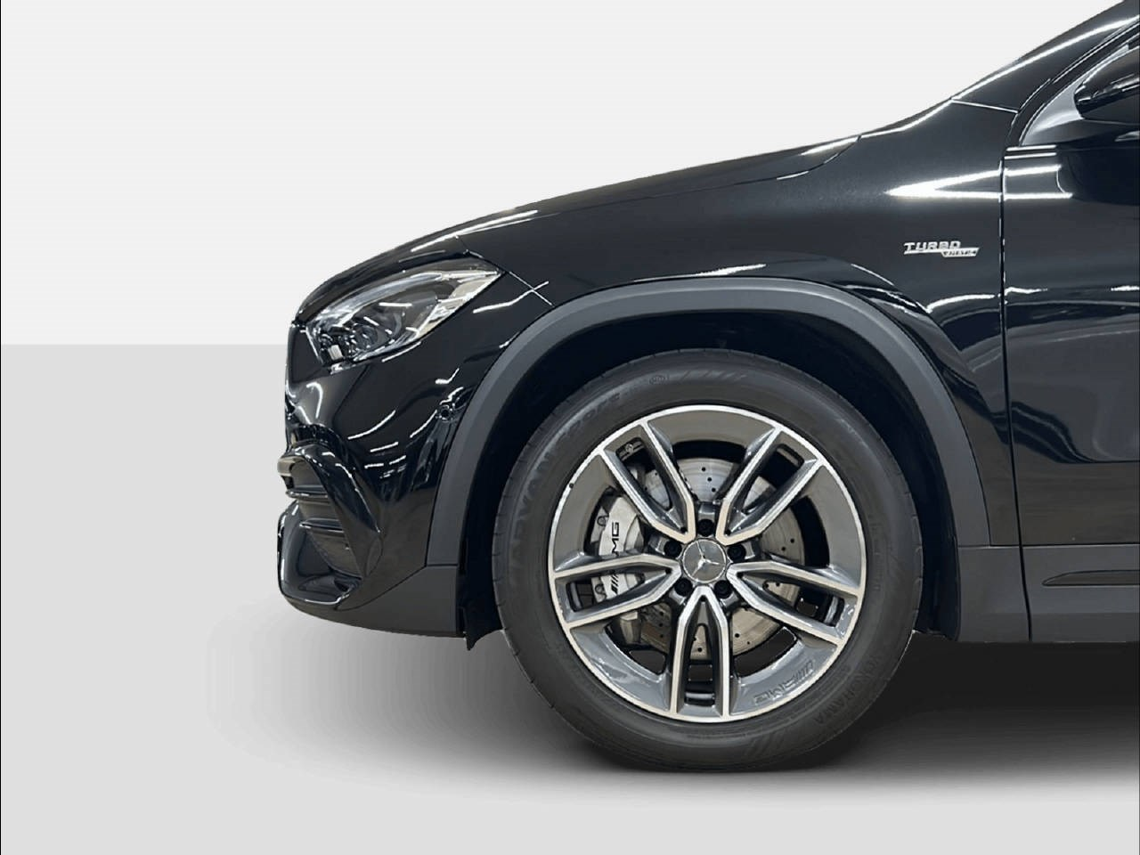 MERCEDES-BENZ GLA 35 AMG 4matic