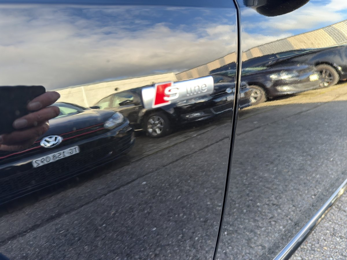 AUDI A4 Avant 40 TFSI S line S-tronic quattro