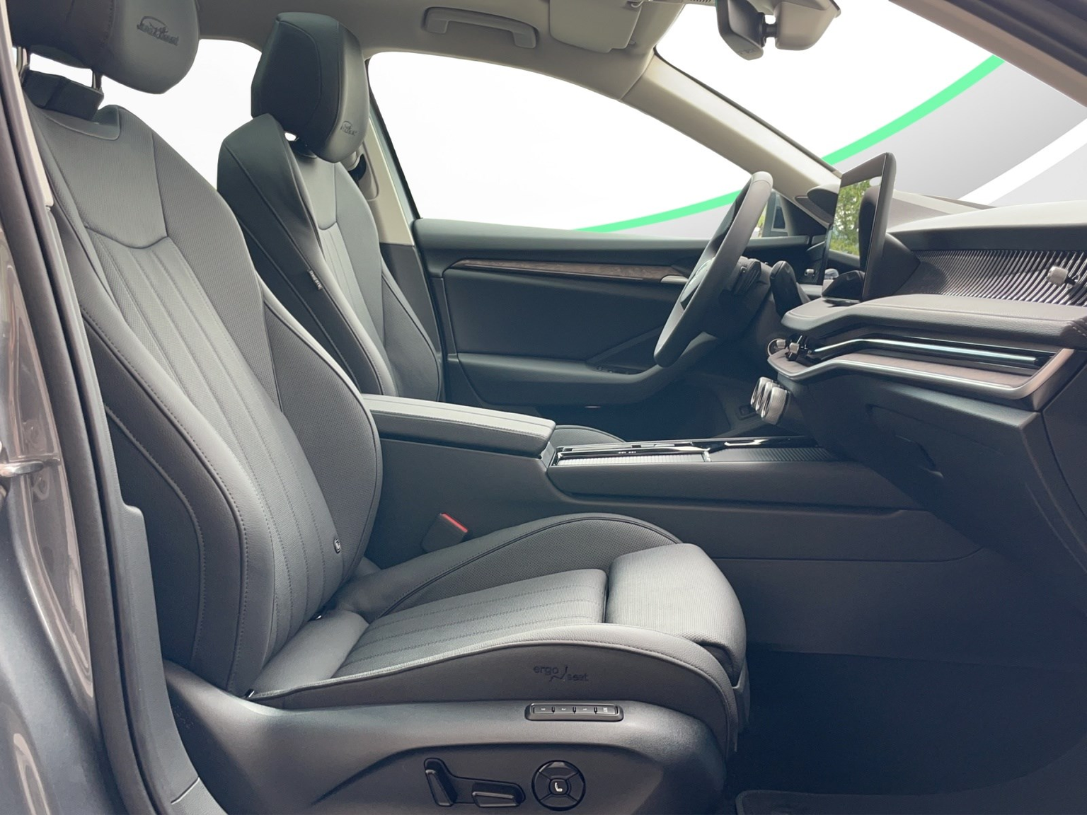 SKODA Superb Combi 2.0 TSI L&K 4x4 DSG
