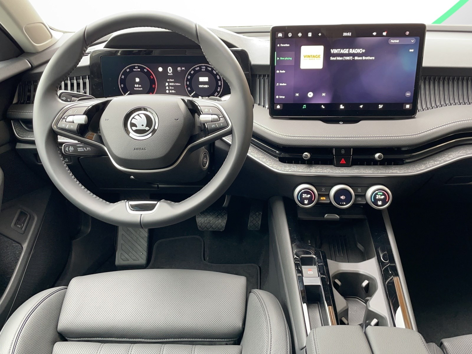 SKODA Superb Combi 2.0 TDi Selection 4x4 DSG