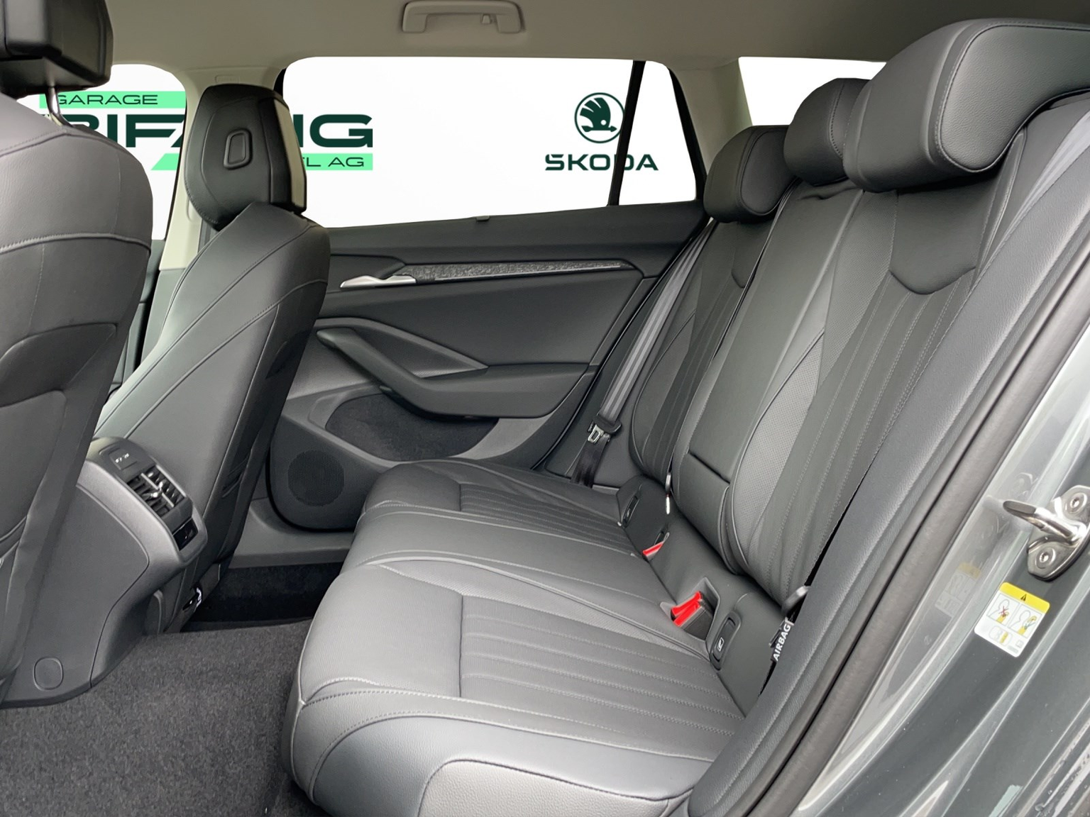 SKODA Superb Combi 2.0 TDi Selection 4x4 DSG