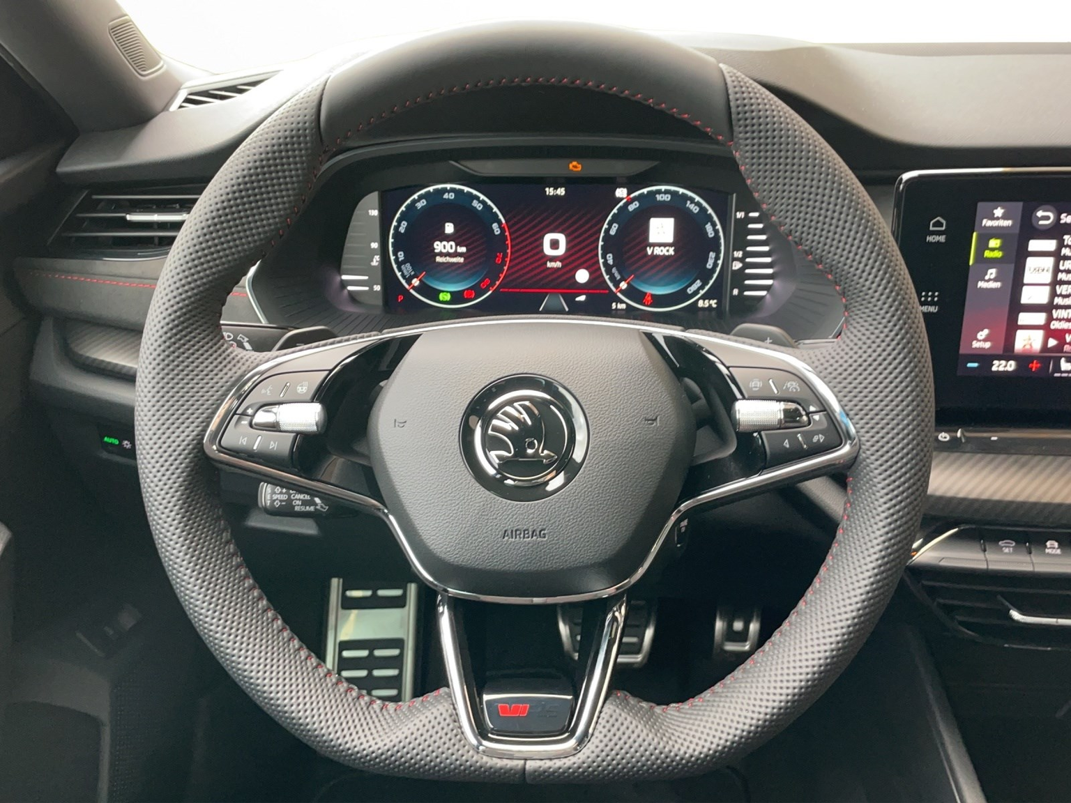 SKODA Octavia Combi 2.0 TSI DSG RS
