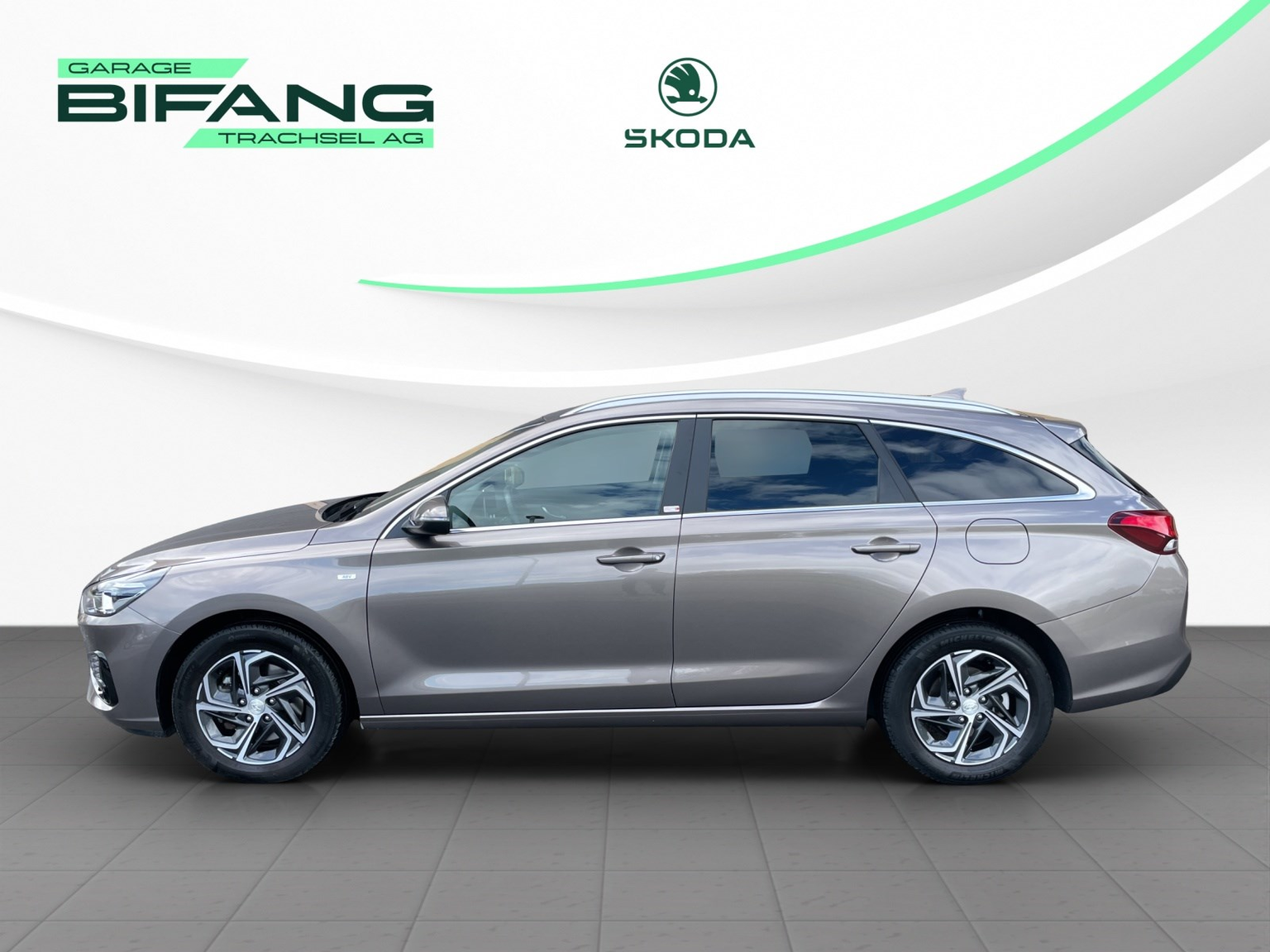 HYUNDAI i30 Wagon 1.5 T-GDi Amplia 48V MH iMT