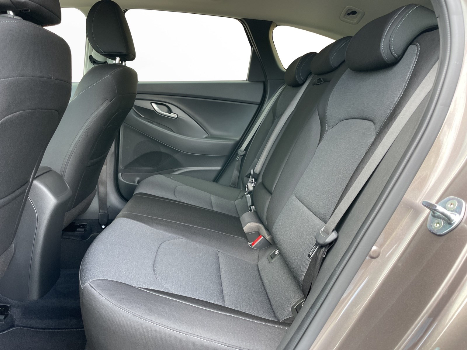 HYUNDAI i30 Wagon 1.5 T-GDi Amplia 48V MH iMT