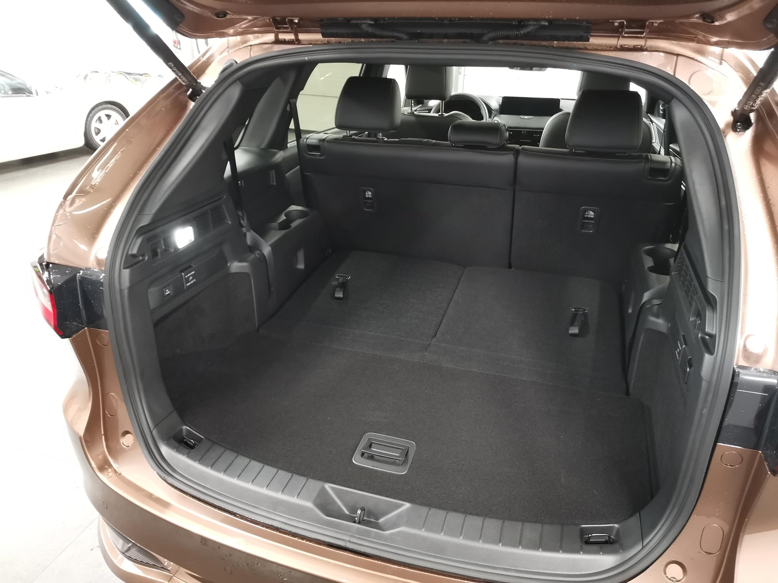 MAZDA CX-80 2.5 PHEV Homura Plus