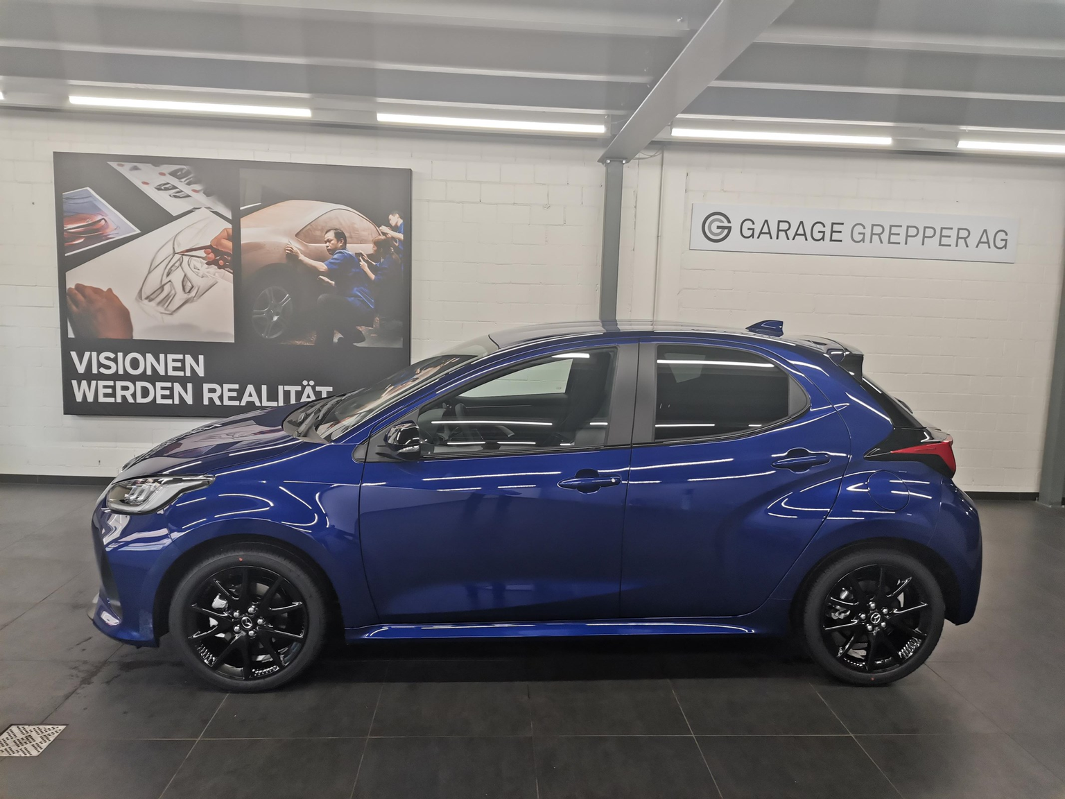 MAZDA 2 1.5 Hybrid Homura