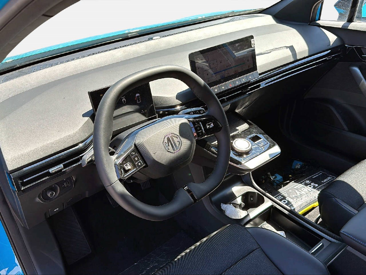 MG 4 Luxury 64kWh