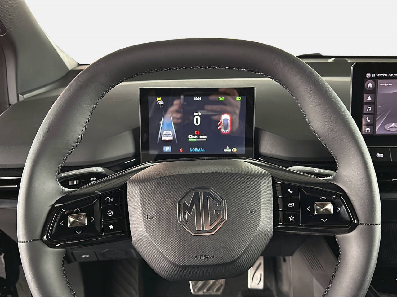 MG 4 Xpower 64kWh