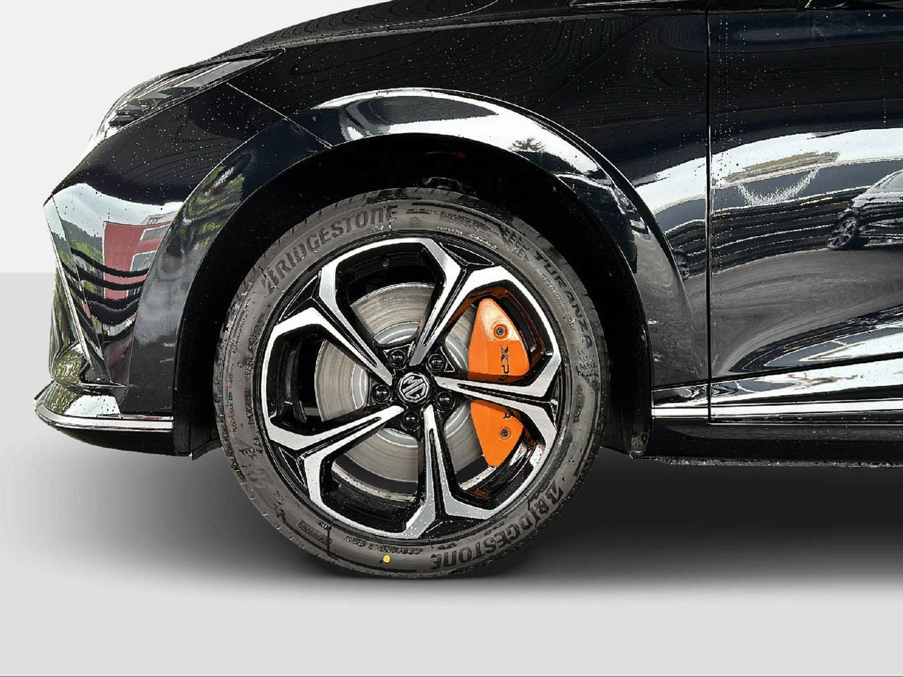 MG 4 Xpower 64kWh
