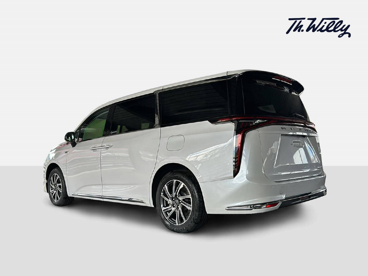 MAXUS Mifa 9 Luxury