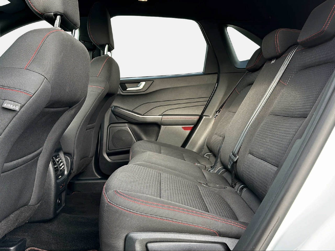 FORD Kuga 2.5 Hybrid ST-Line AWD