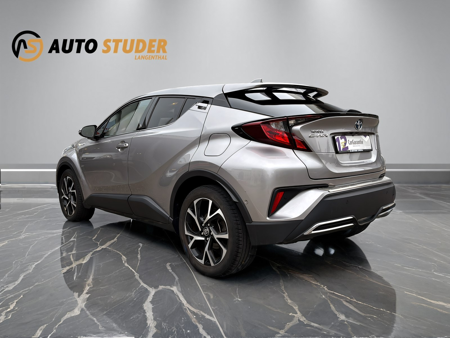 TOYOTA C-HR 2.0 VVTi HSD Team D