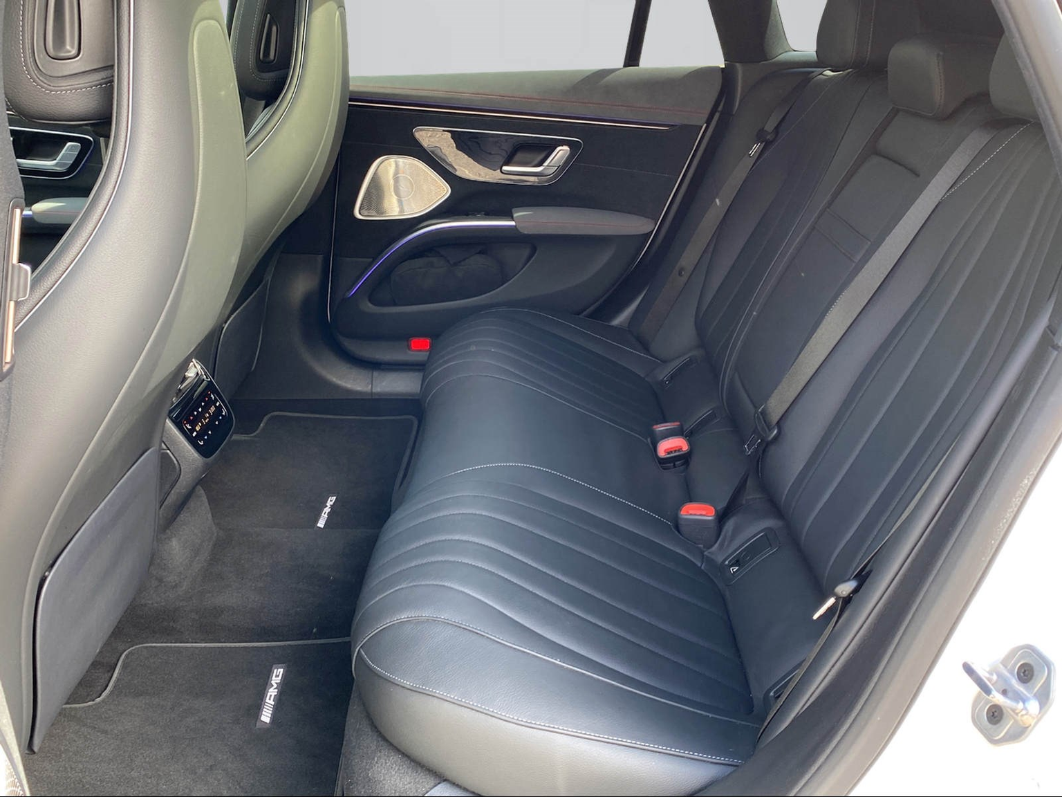 MERCEDES-BENZ EQS 450+ AMG Line