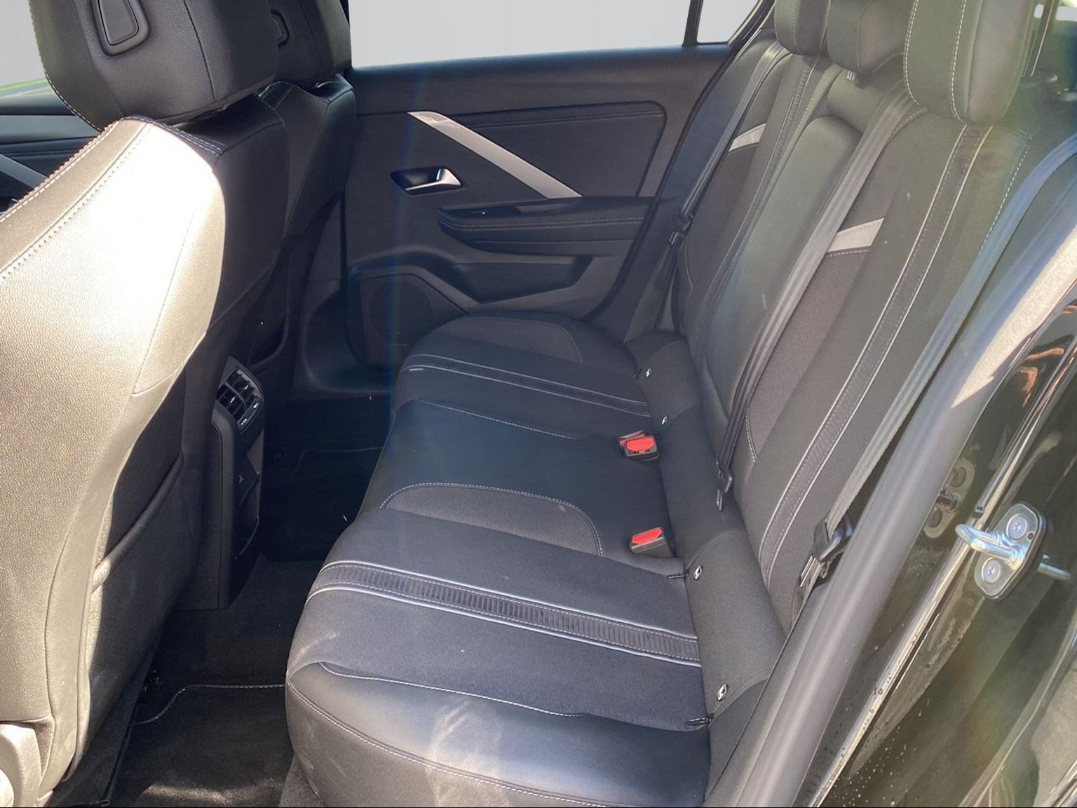 OPEL Astra L 1.2 T 130 Swiss Plus