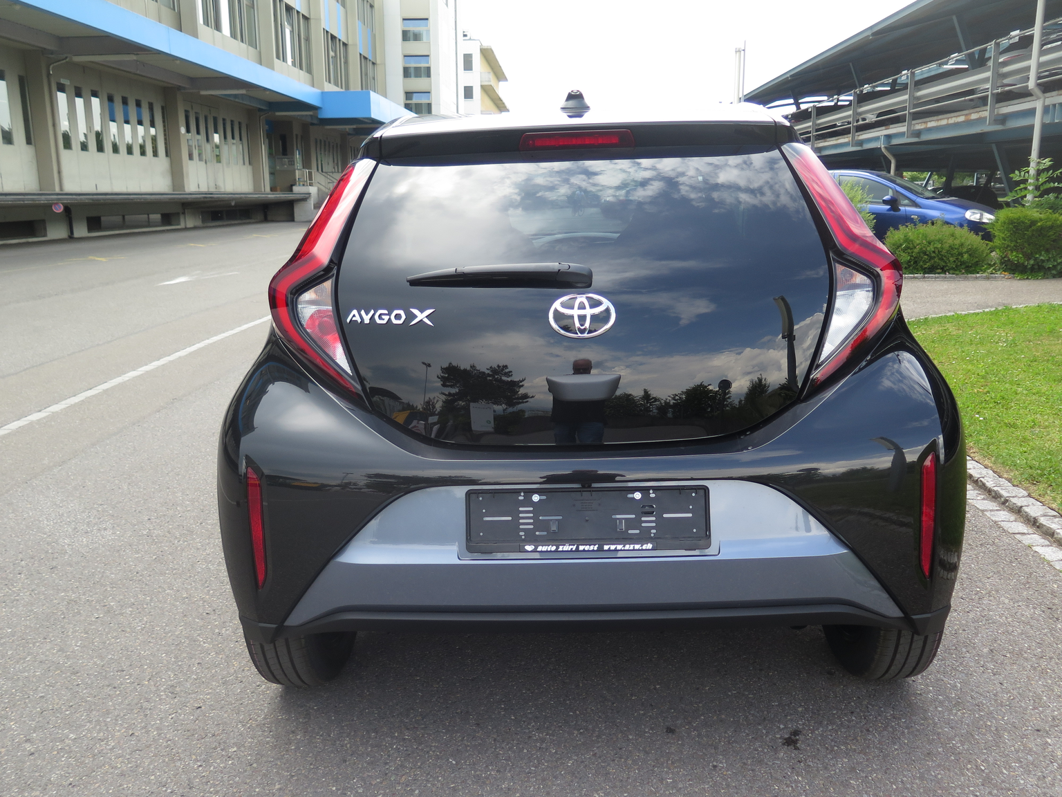 TOYOTA AYGO X  Trend 1.0 VVT-i CVT-Aut.