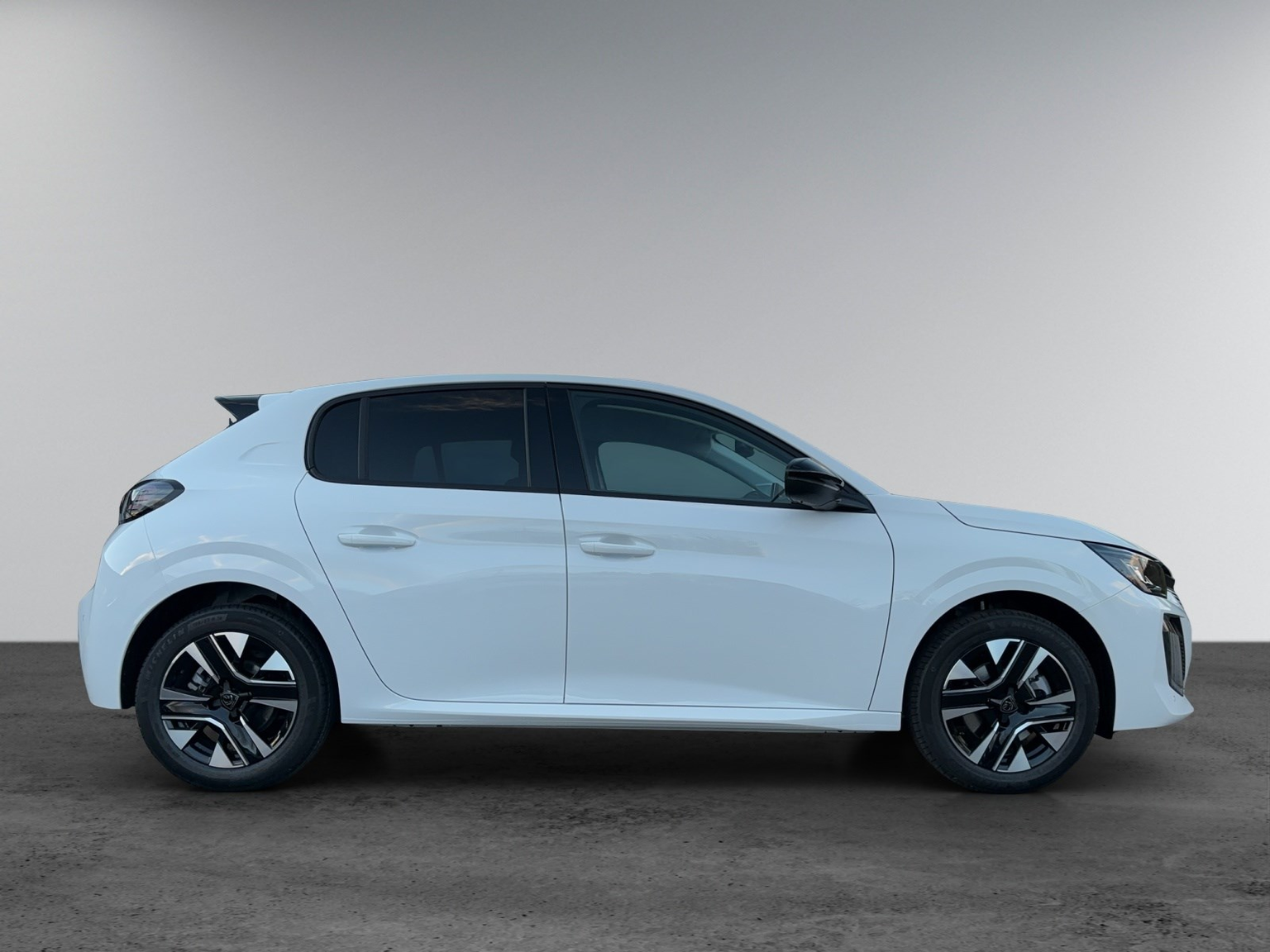 PEUGEOT 208 1.2 Hybrid Allure Premium