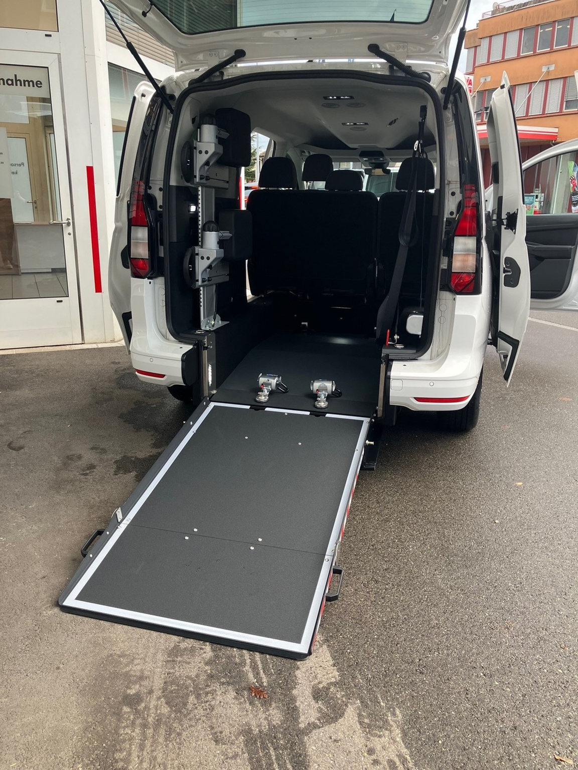 VW Caddy Maxi 2.0 TDI Liberty DSG
