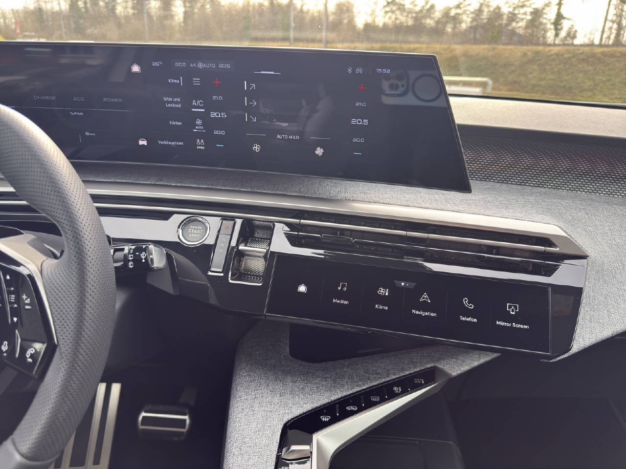 PEUGEOT 5008 e-GT
