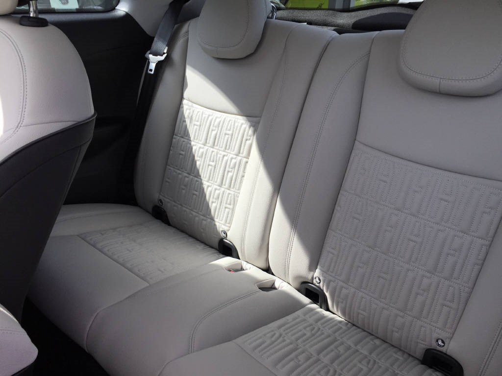 FIAT 500 BEV La Prima by Bocelli Top