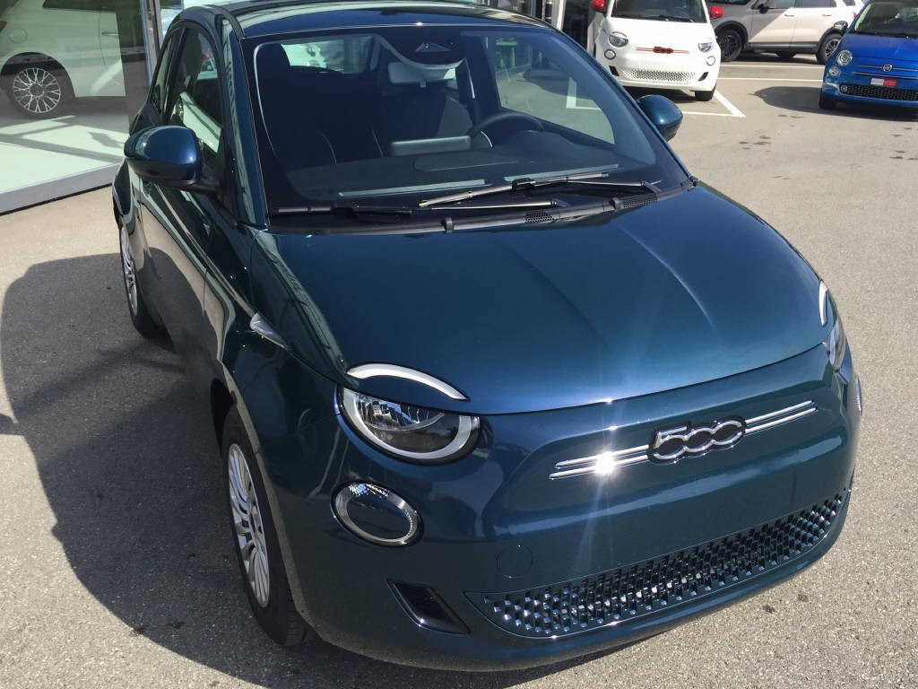 FIAT 500 BEV Cult 87 kW