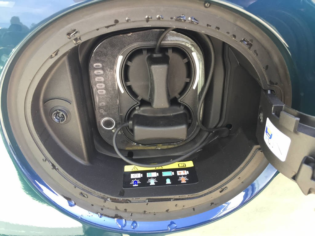 FIAT 500 BEV Cult 87 kW
