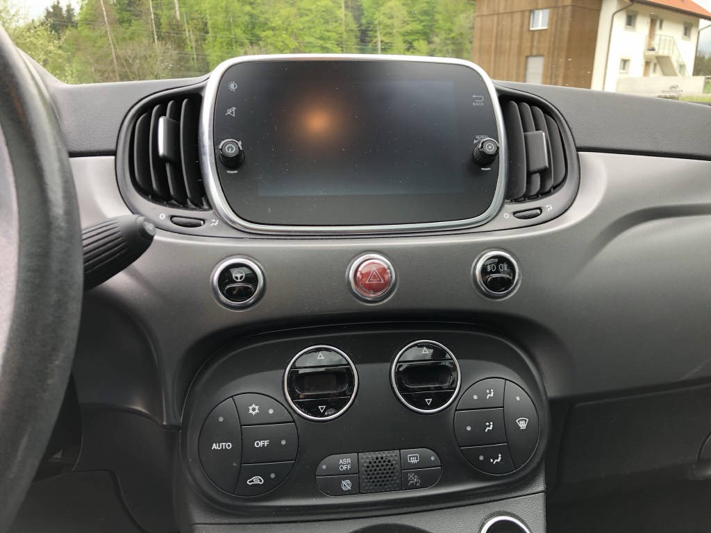 FIAT 500 1.0 BSG Hybrid Rockstar