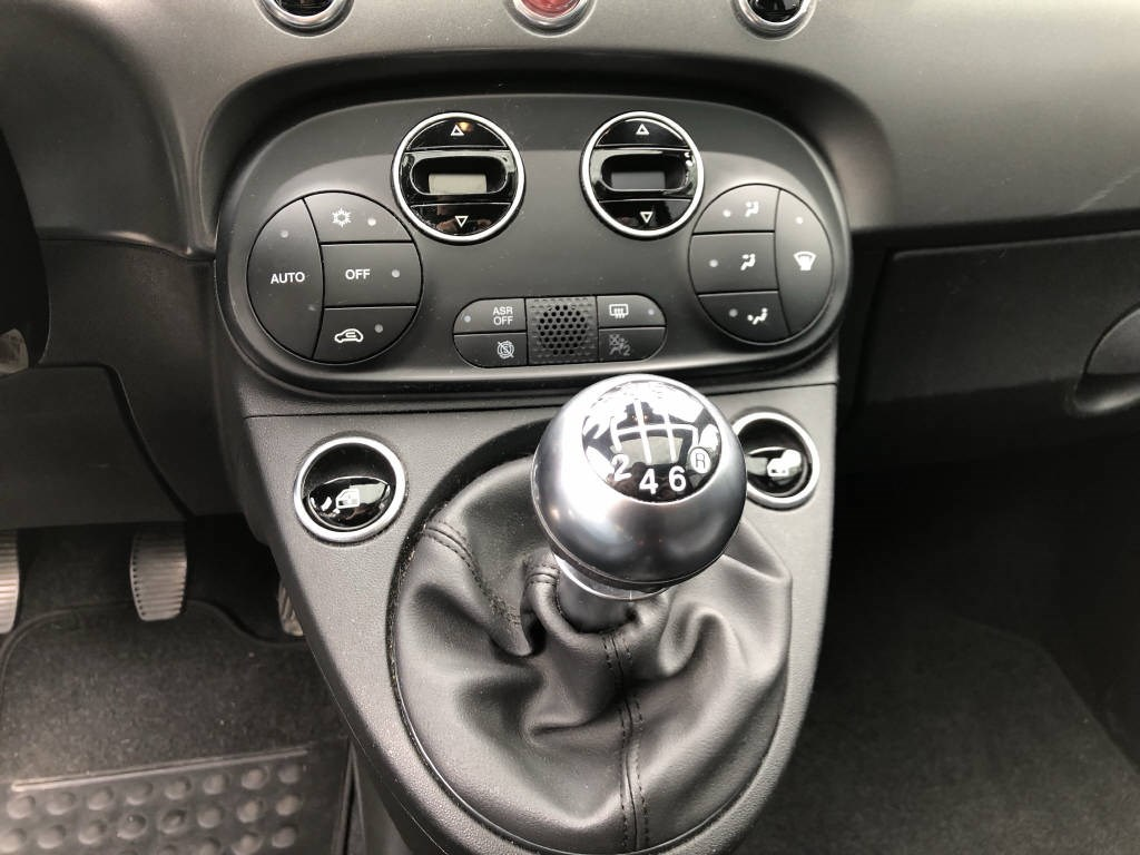 FIAT 500 1.0 BSG Hybrid Rockstar