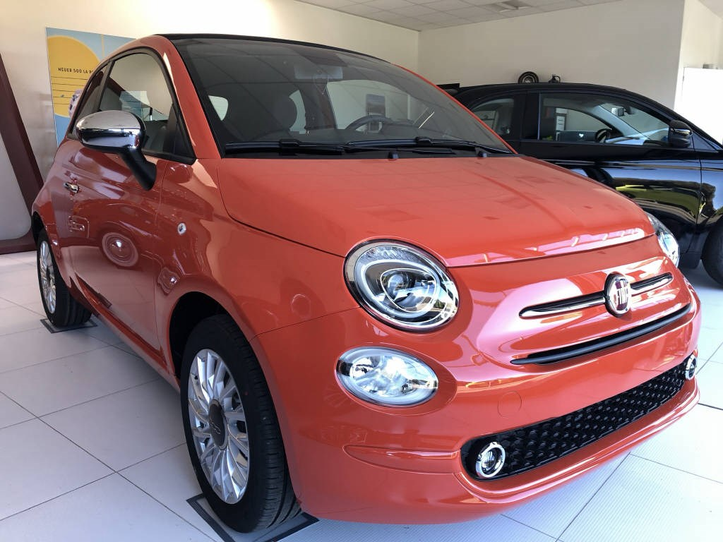 FIAT 500 C 1.0 BSG Hybrid Swiss Edition