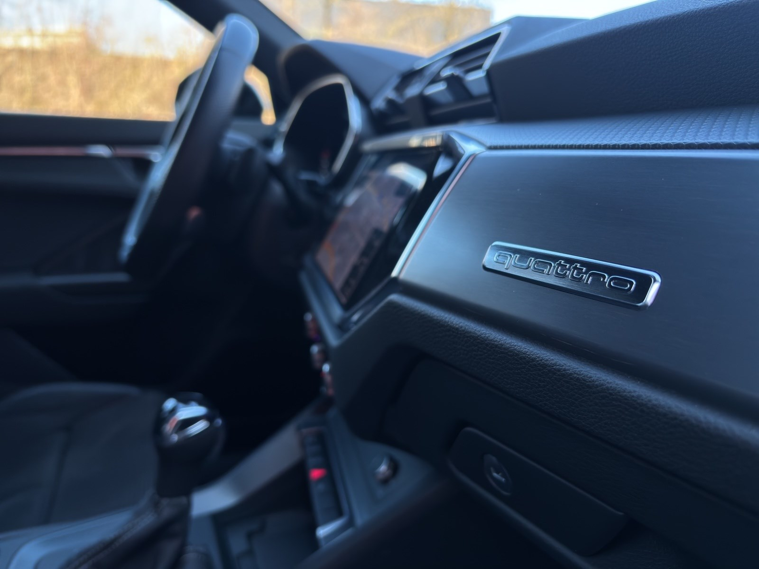 AUDI Q3 40 TDI S line Attraction quattro S-tronic