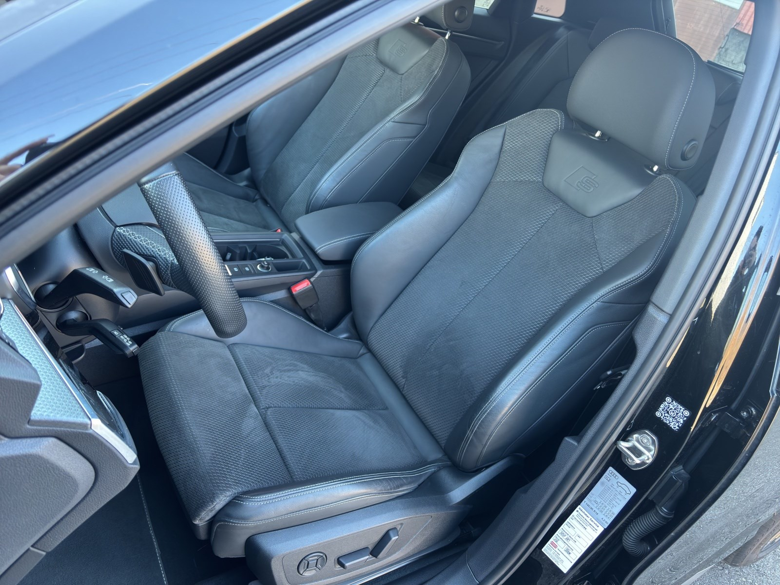 AUDI Q3 40 TDI S line Attraction quattro S-tronic