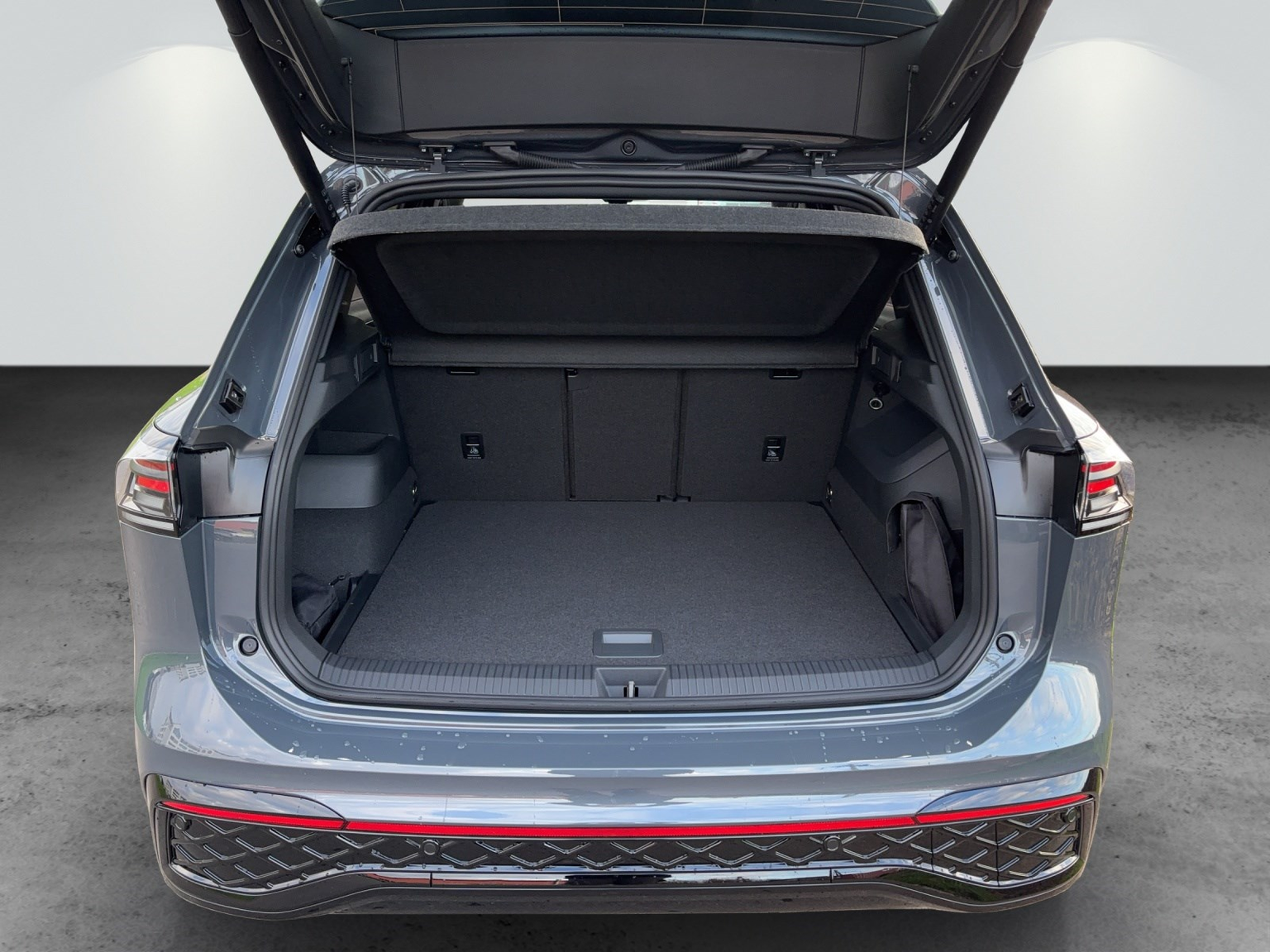 VW Tiguan 2.0 TDI SCR R-Line 4Motion DSG