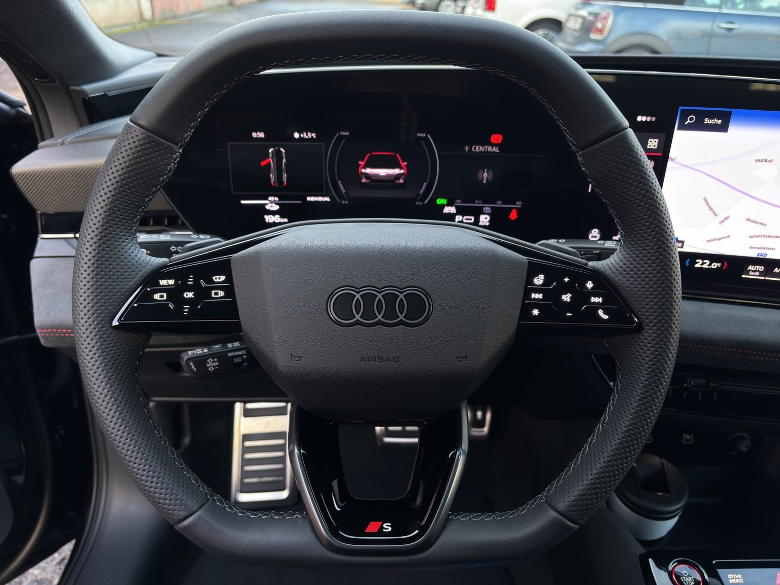 AUDI S6 Avant e-tron quattro