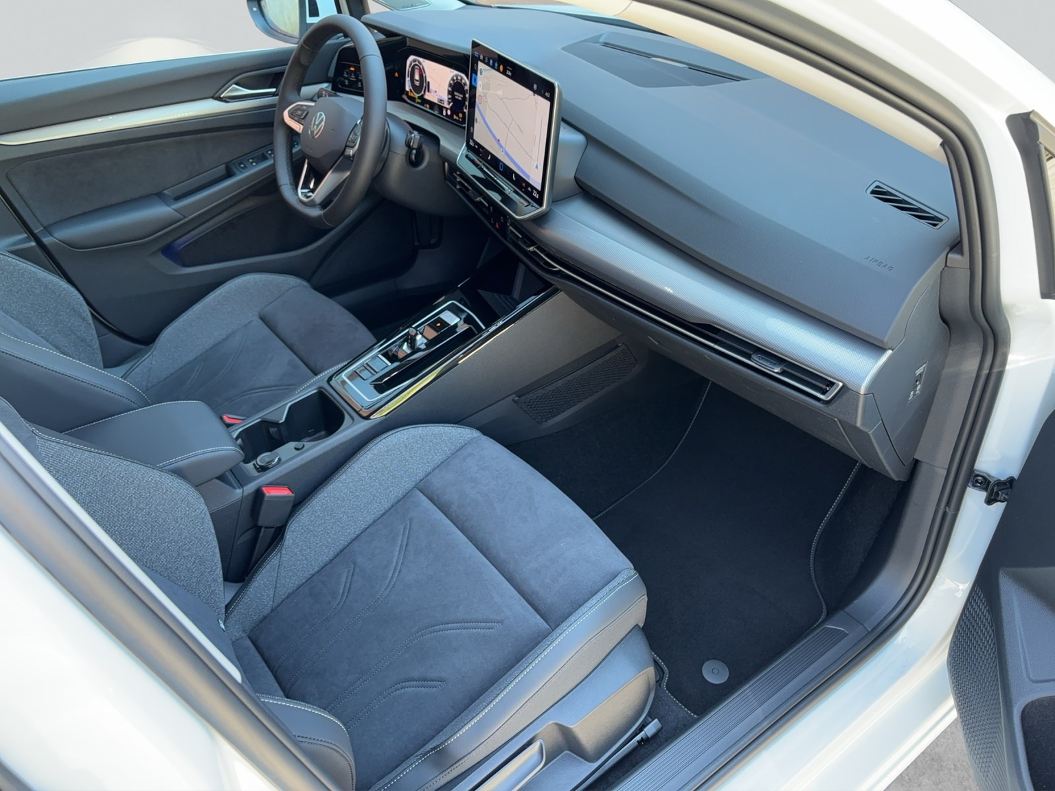 VW Golf Variant 1.5 eTSI mHEV Style