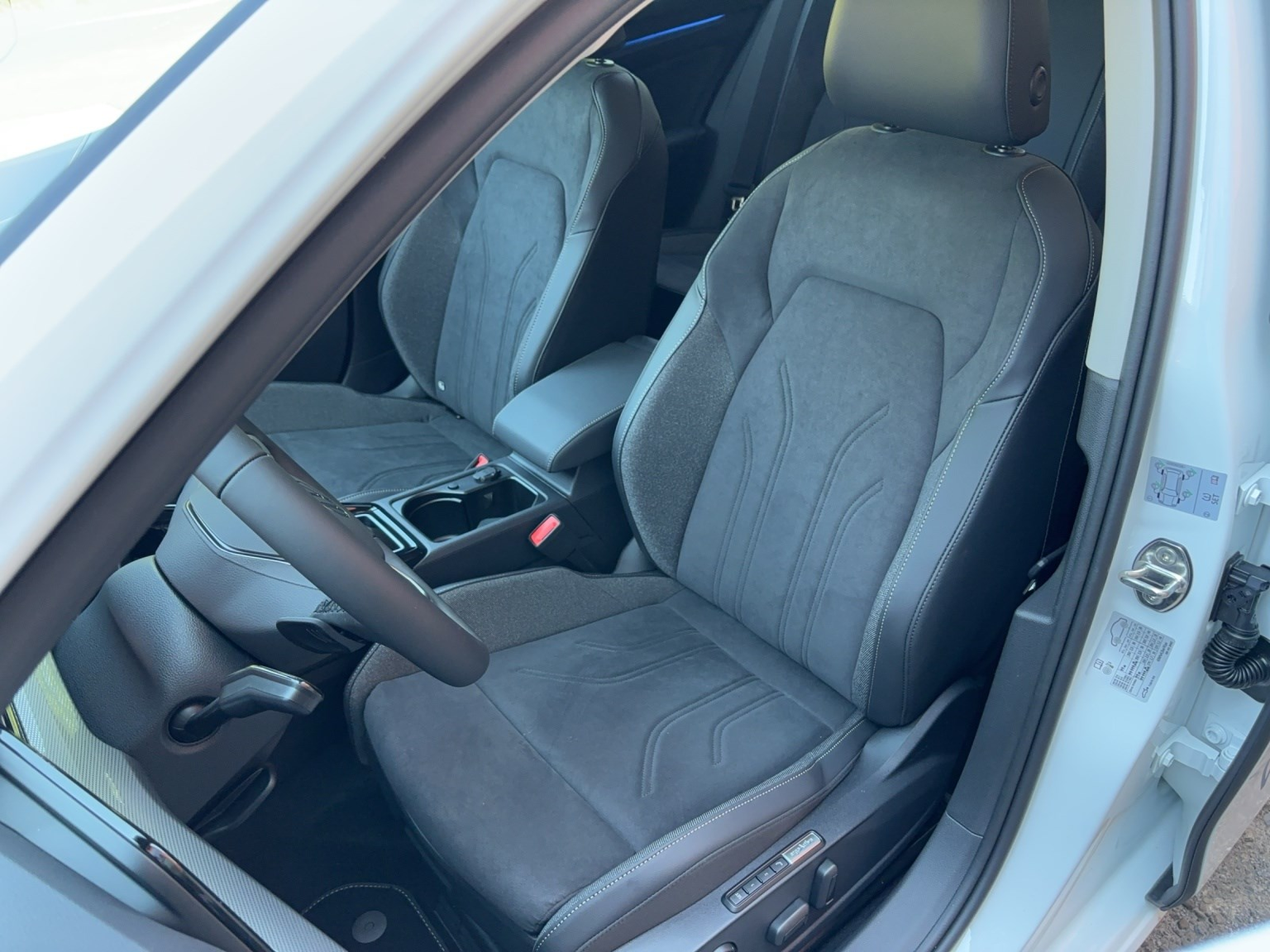 VW Golf Variant 1.5 eTSI mHEV Style