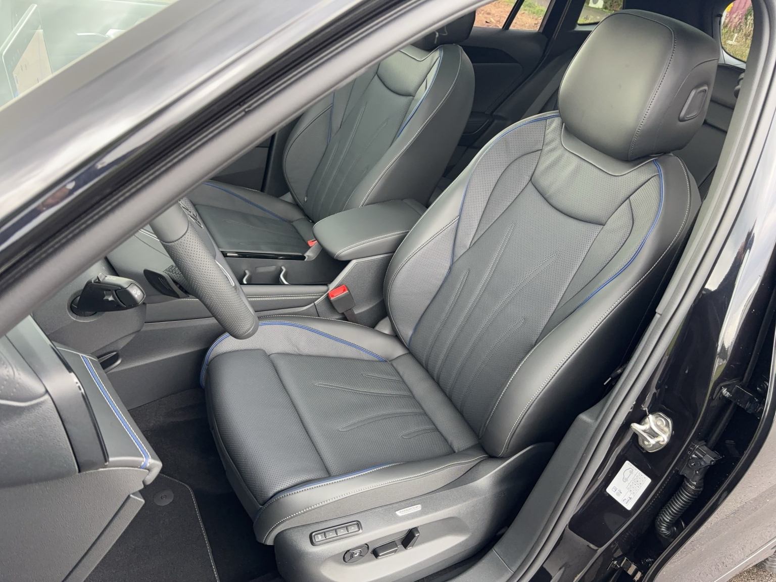 VW Tiguan 1.5 TSI evo2 eHybrid R-Line DSG