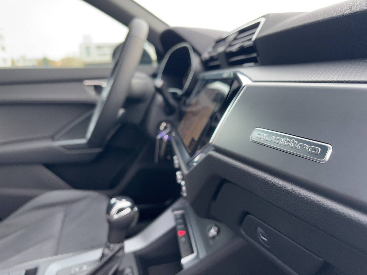 AUDI Q3 Sportback 40 TDI S line quattro