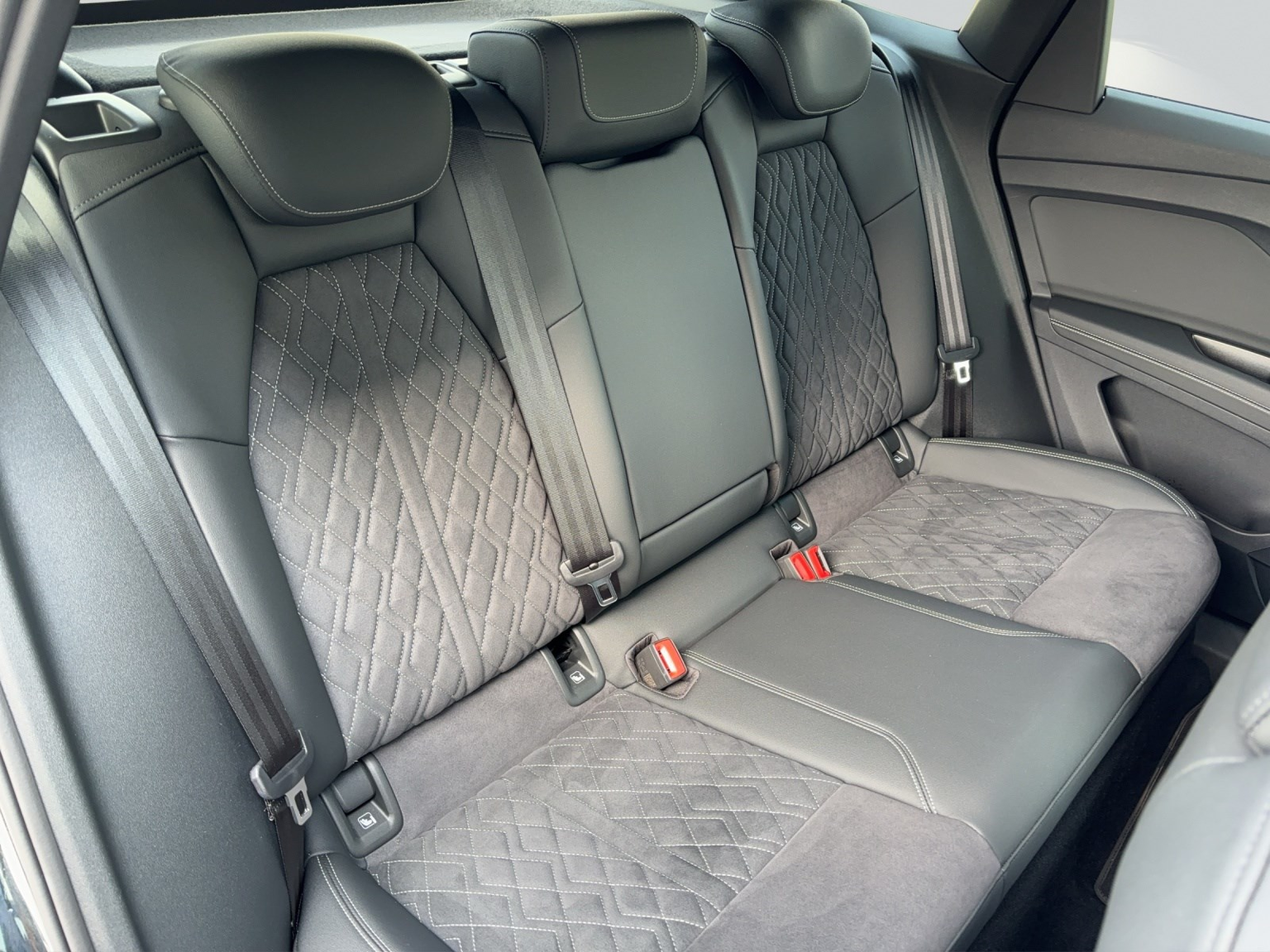 AUDI Q4 Sportback e-tron 50 quattro