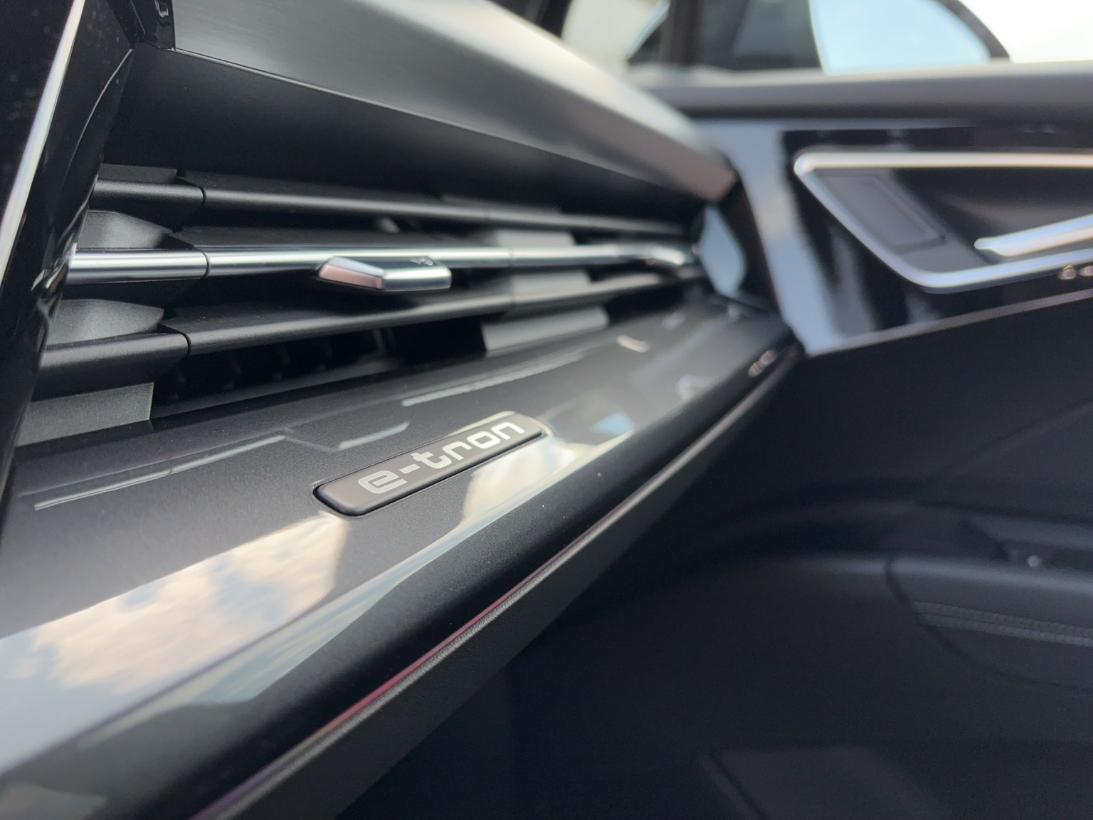 AUDI Q4 Sportback e-tron 50 quattro