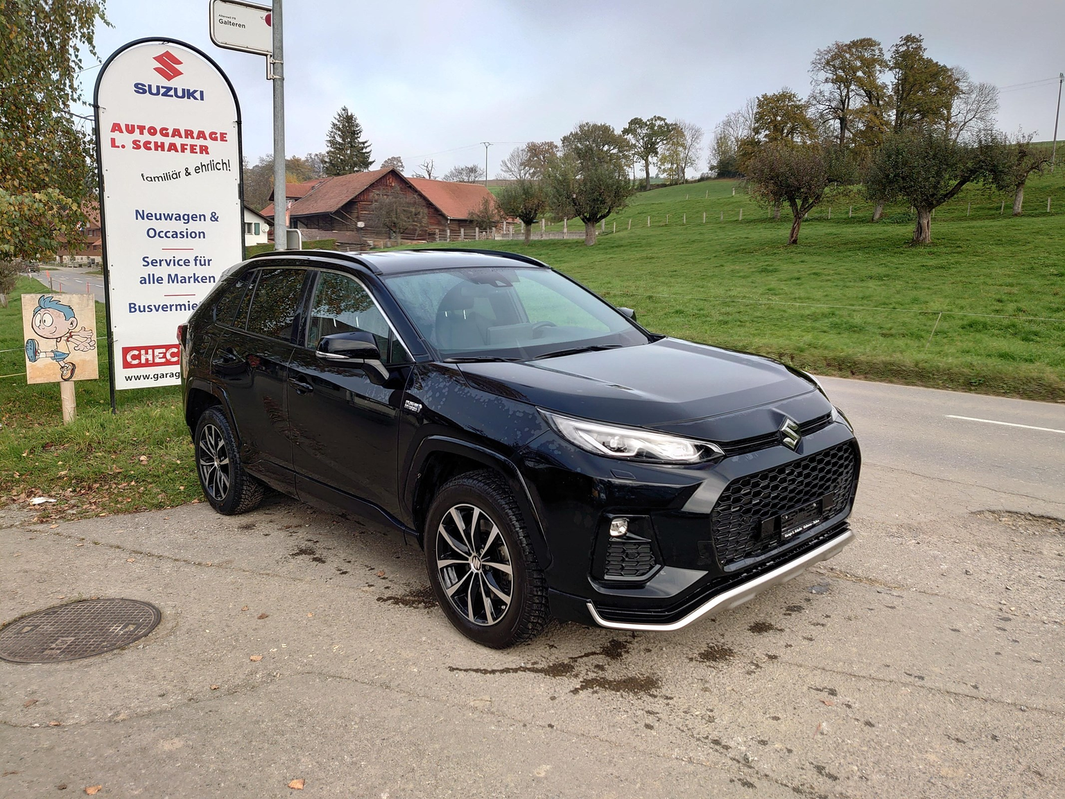 SUZUKI Across 2.5 PHEV Compact Top 4x4