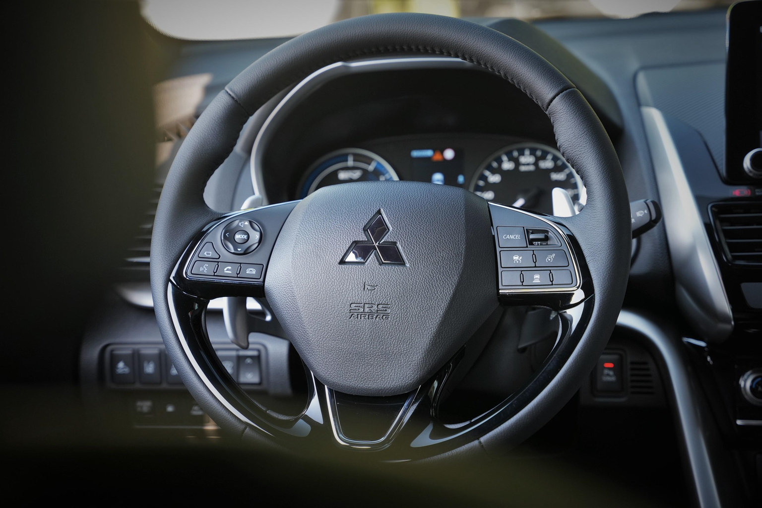 MITSUBISHI Eclipse Cross 2.4 PHEV Instyle 4x4