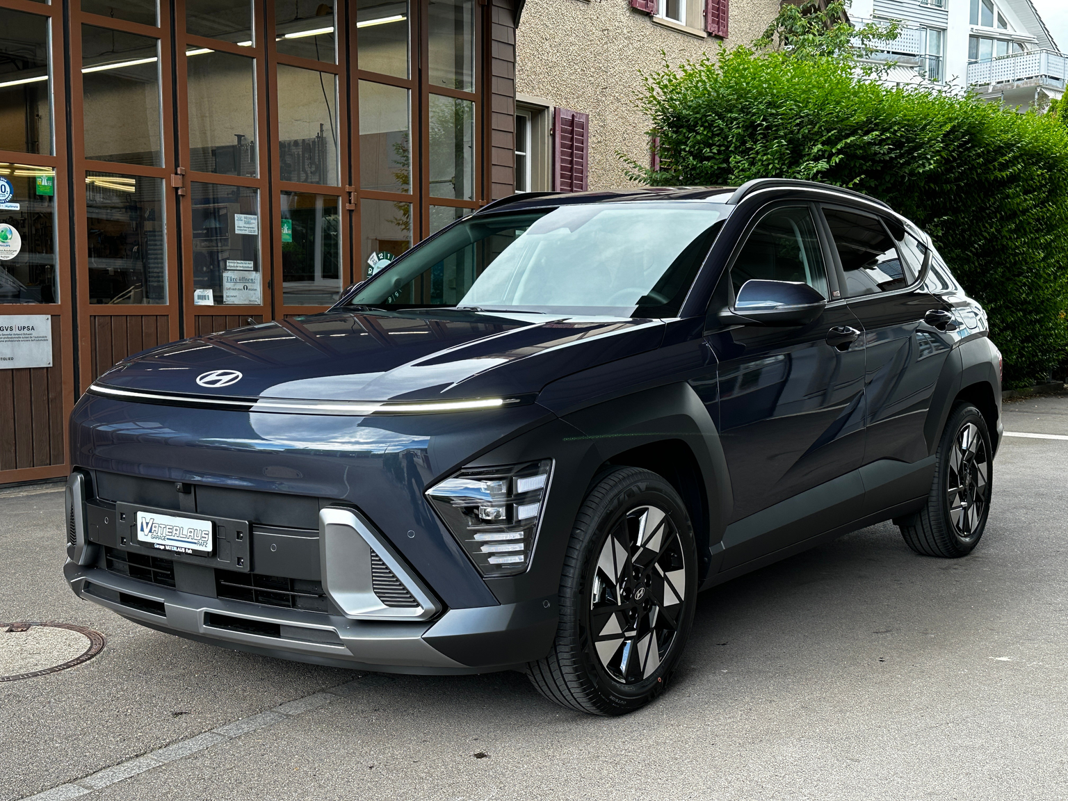 HYUNDAI Kona 1.6 GDi HEV Amplia DCT