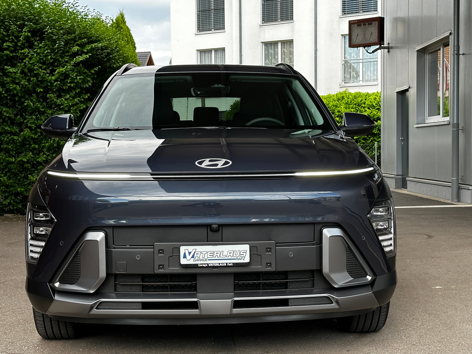 HYUNDAI Kona 1.6 GDi HEV Amplia DCT