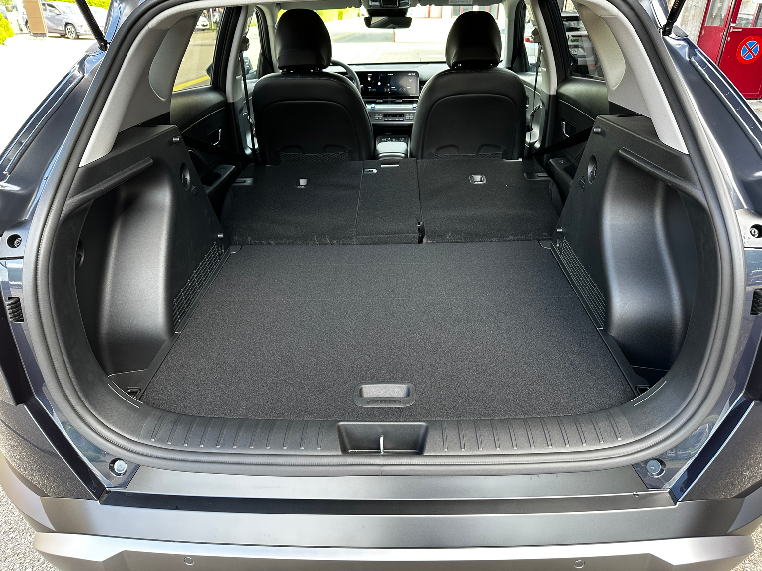 HYUNDAI Kona 1.6 GDi HEV Amplia DCT
