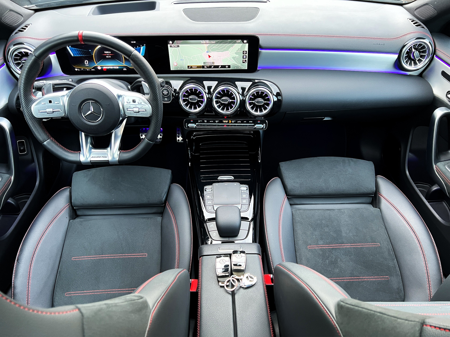 MERCEDES-BENZ CLA 35 AMG 4Matic 7G-DCT