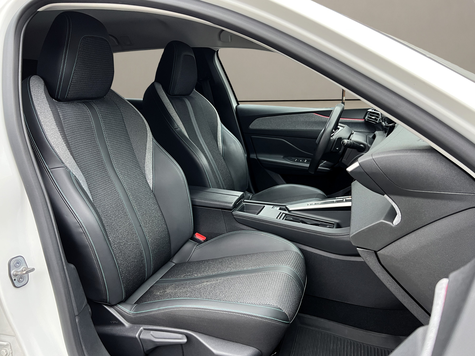 PEUGEOT 308 SW 1.5 BlueHDI Allure EAT8