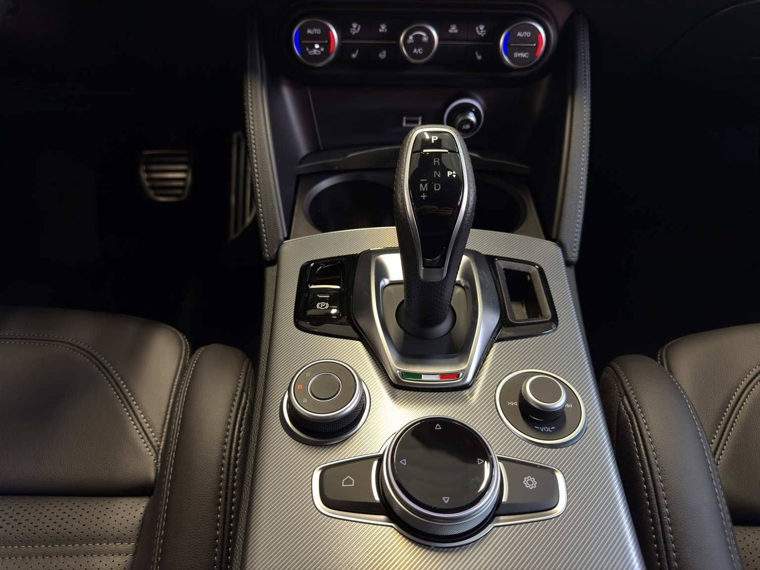 ALFA ROMEO Stelvio 2.0 Q4 280 Sprint Edition